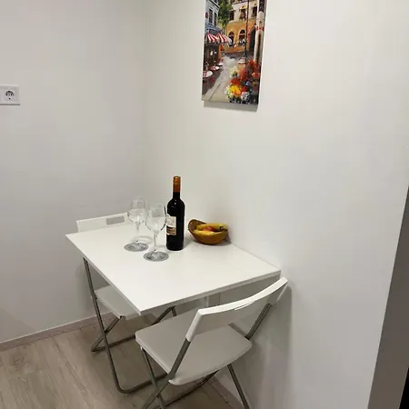 Apartment Riverside Hideaway